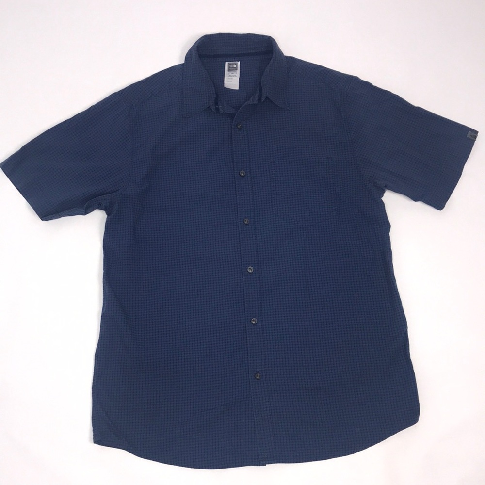 The North Face large shirt short sleeves buttons up